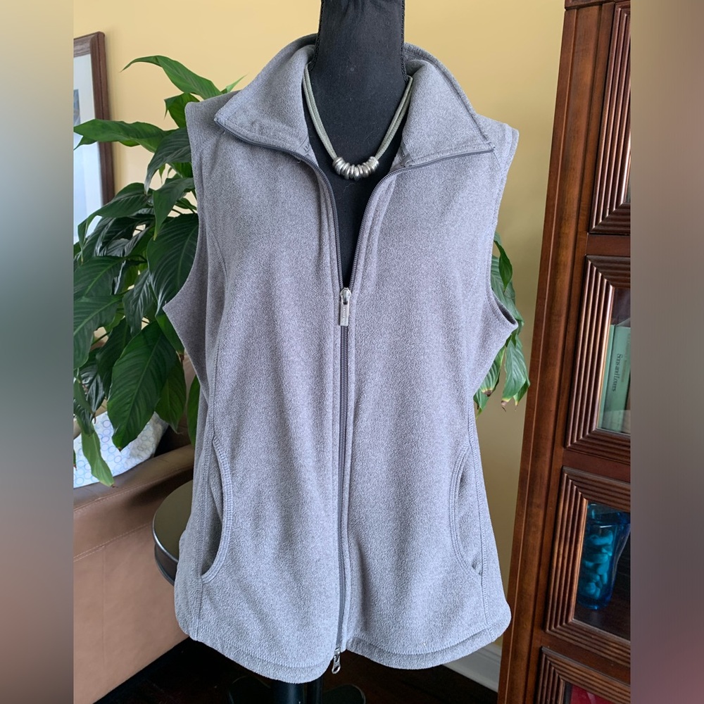 Lands End gray fleece vest - Large/14-16
